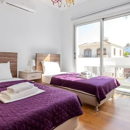 Villa Toscana Paralímni