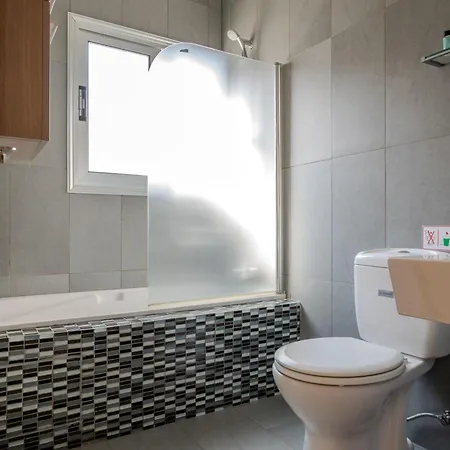 Toscana Villa Paralímni